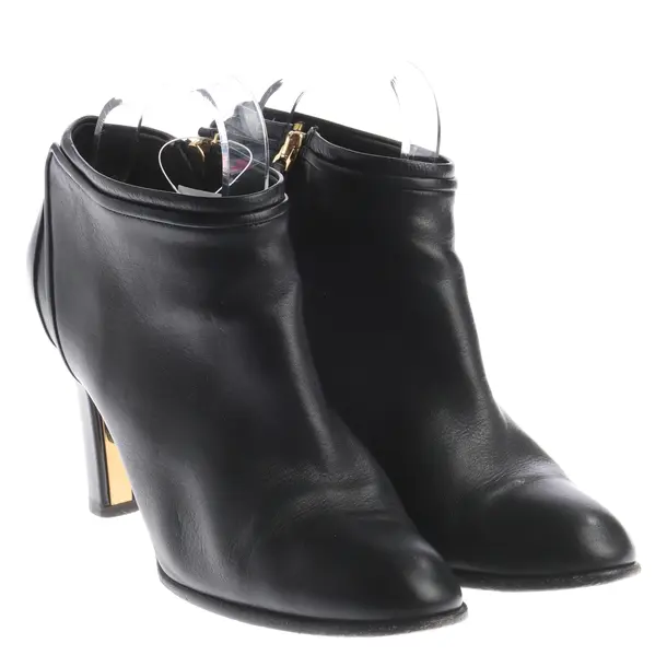 Stiefeletten in Schwarz, , Salvatore Ferragamo