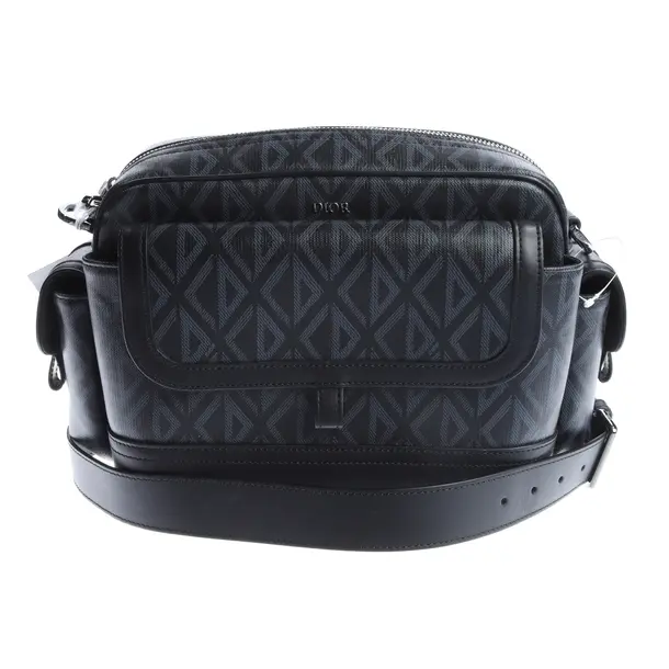 Schultertasche in Schwarz, Leder, Dior
