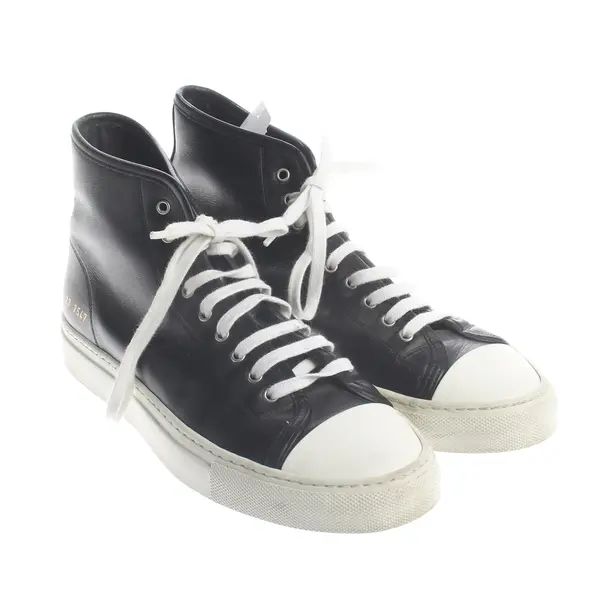 High-Top Sneaker, in Schwarz, Common Projects
