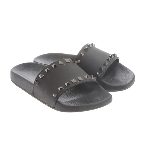 Slides, in Schwarz, Valentino