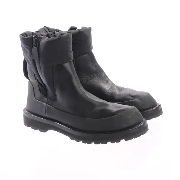 Winter Boots, in Black, Moncler
