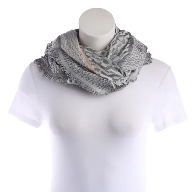 Shawl, in Light Gray, Cotton, Aigner