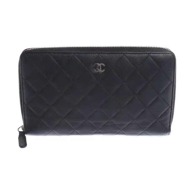 Wallet in Black, Leather, Chanel
