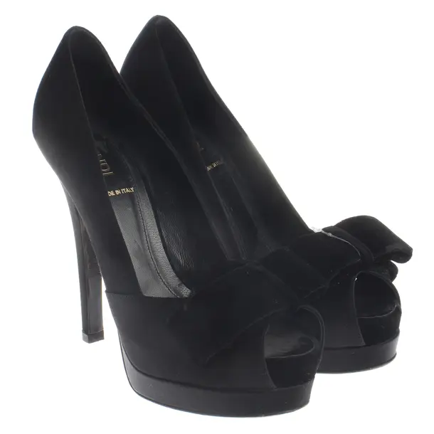 Peeptoes, in Schwarz, Fendi