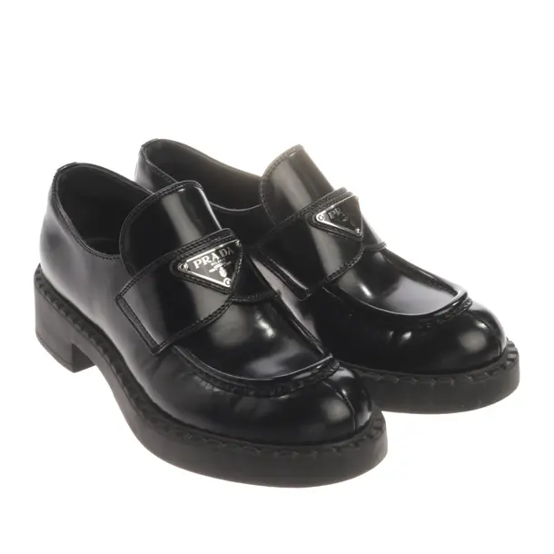 Loafers, in Schwarz, Prada