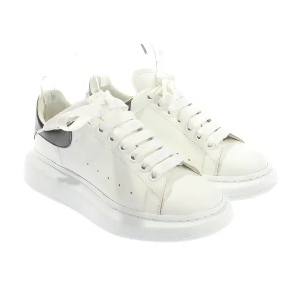 Sneaker, in Weiß, Alexander McQueen