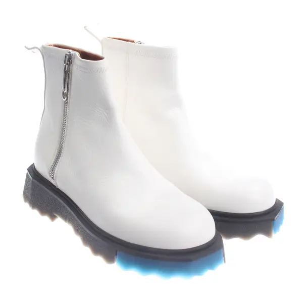 Boots, in White, Off-White
