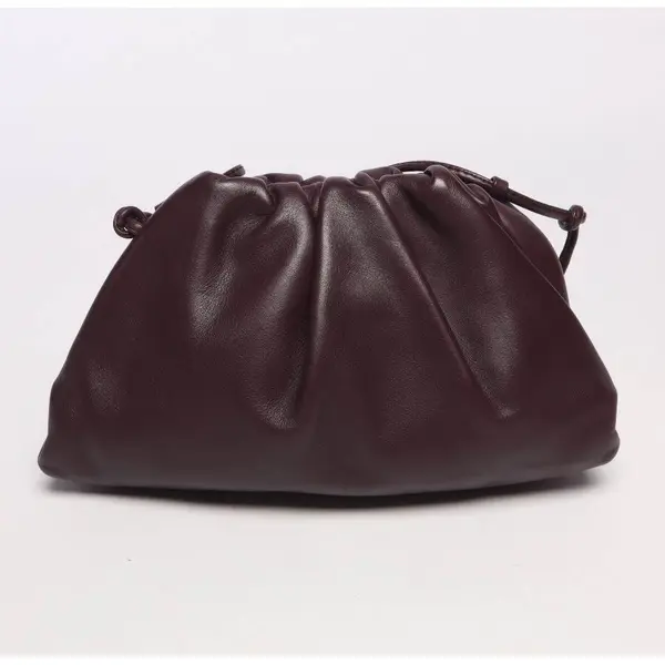 Schultertasche in Rot, Leder, Bottega Veneta