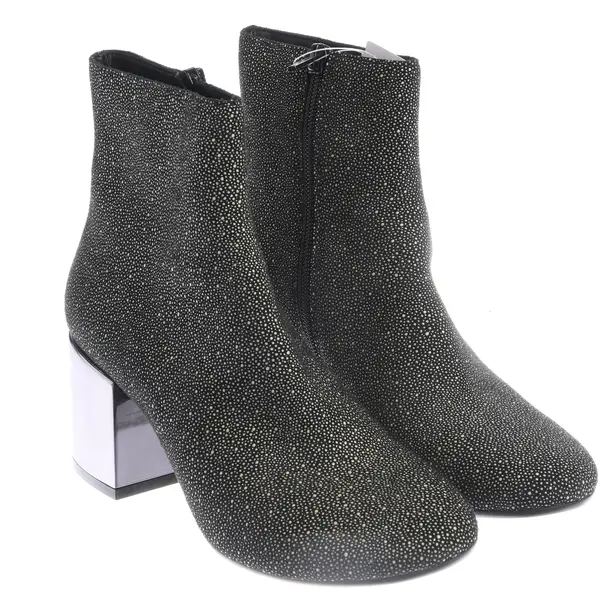 Ankle Boots in Black, , Maison Martin Margiela