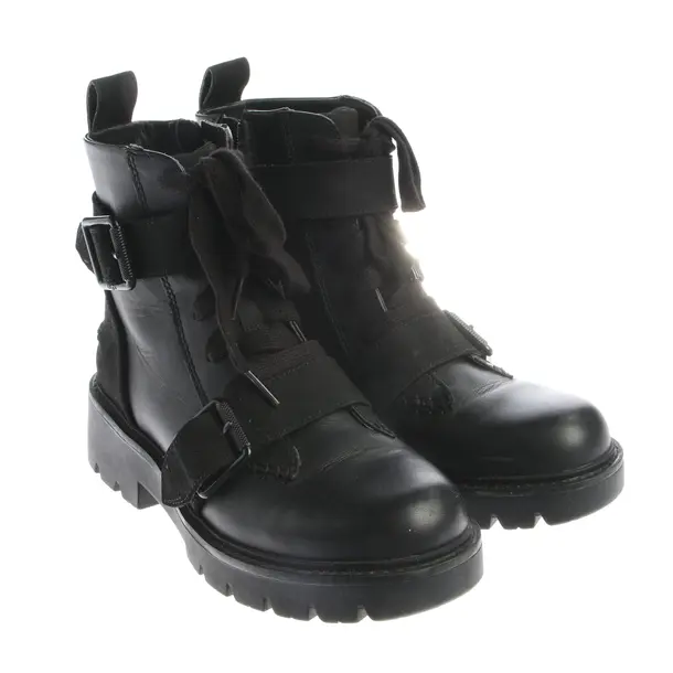Boots, in Black, UGG Australia