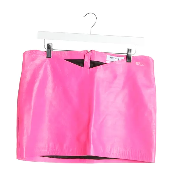 Rock in Neon, Leder, The Attico