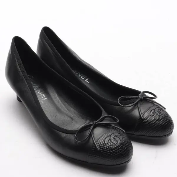 High Heels in Black, , Chanel