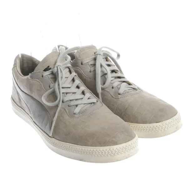Sneakers in Gray, , Alexander McQueen