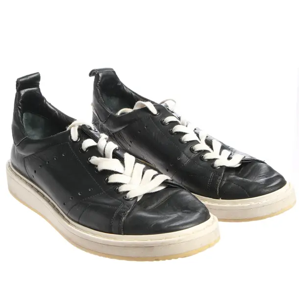 Sneakers in Black, , Golden Goose
