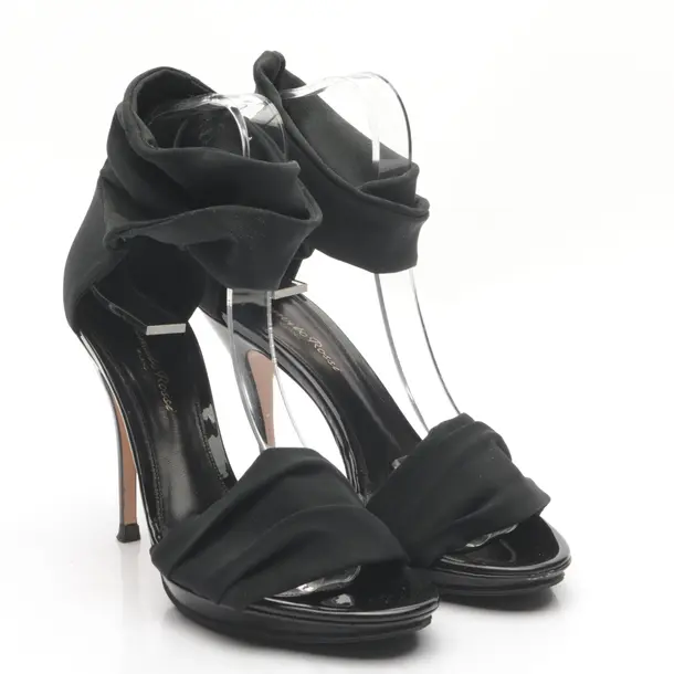 Heeled Sandals in Black, , Gianvito Rossi