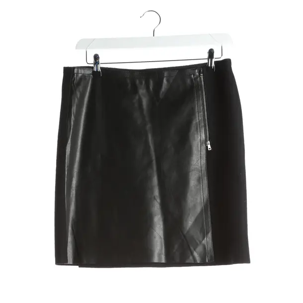 Rock in Schwarz, Wolle, Marc Cain