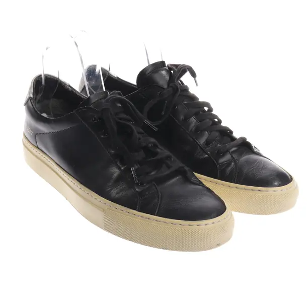 Sneakers, in Black, Common Projects