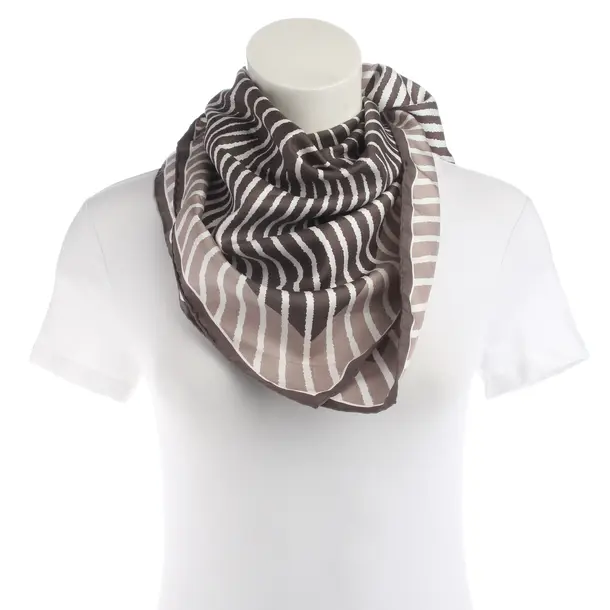 Tuch, in Braun, Seide, Hermès