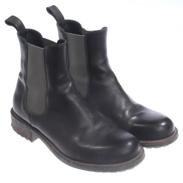 Chelsea Boots, in Black, Hemisphere
