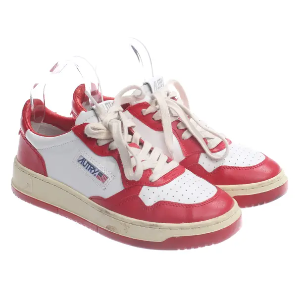 Sneakers, in Red, Autry