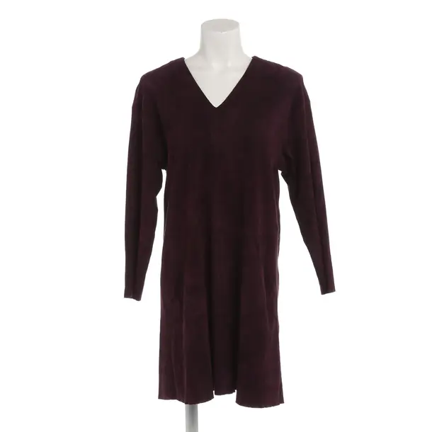 Kleid in Lila, Leder, Stouls