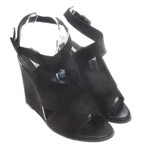 Wedges, in Schwarz, Diane von Furstenberg