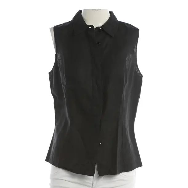 In alto, in Nero, Lino, Max Mara