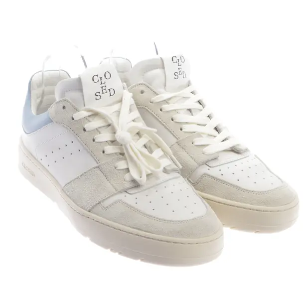 Sneakers in White, , Closed