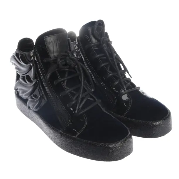 Sneaker, in Marina Militare, Giuseppe Zanotti