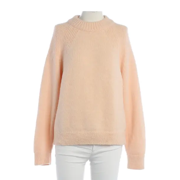 Jumper, in Peach, Wool, Closed