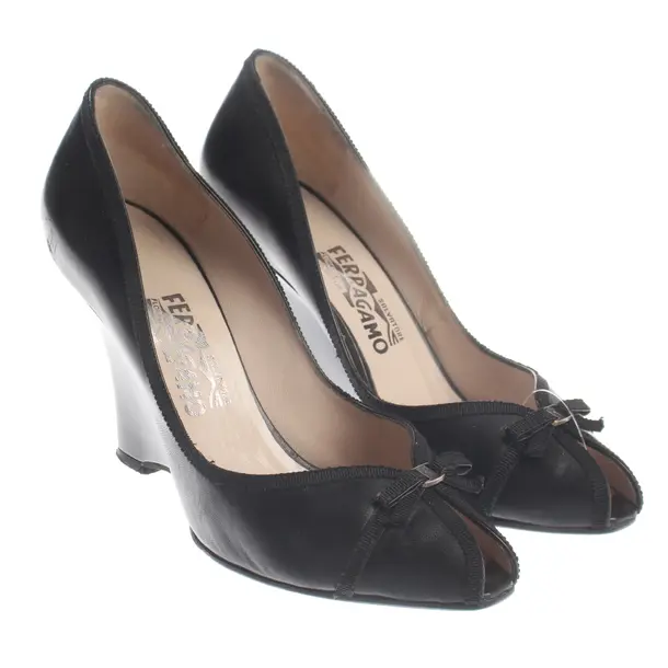 Wedges, in Schwarz, Salvatore Ferragamo