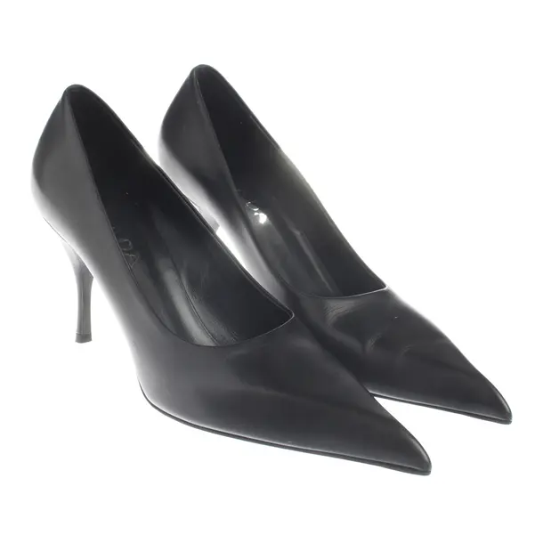 Pumps, in Schwarz, Prada