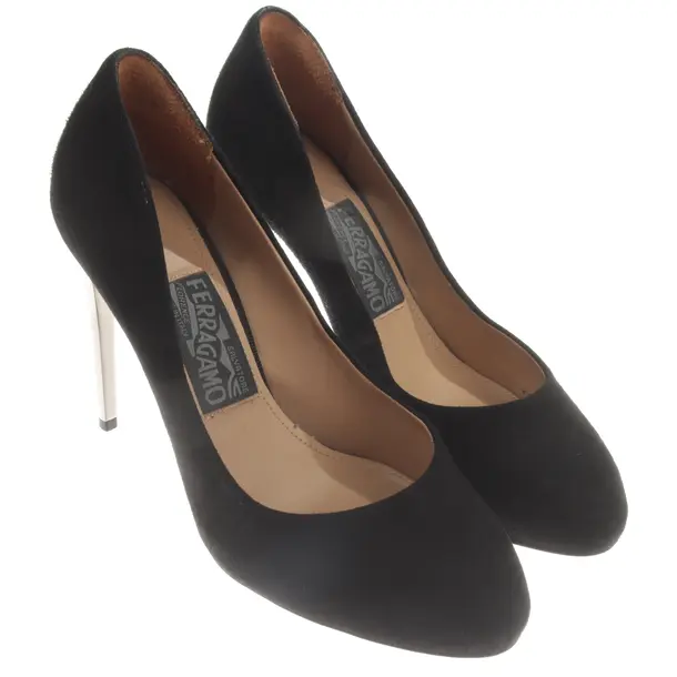 Pumps, in Black, Salvatore Ferragamo