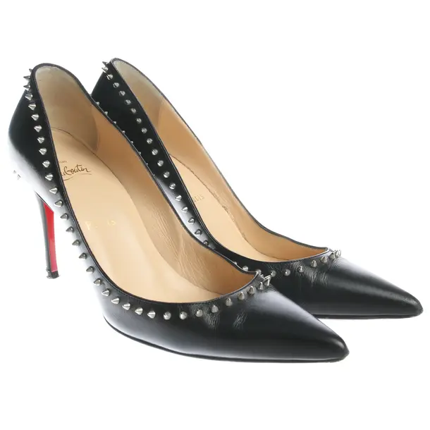 Pumps in Black, , Christian Louboutin