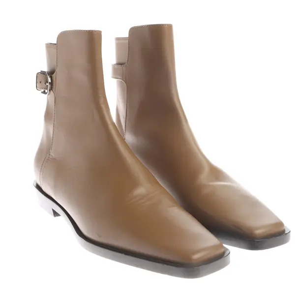 Stiefeletten in Braun, , Totême