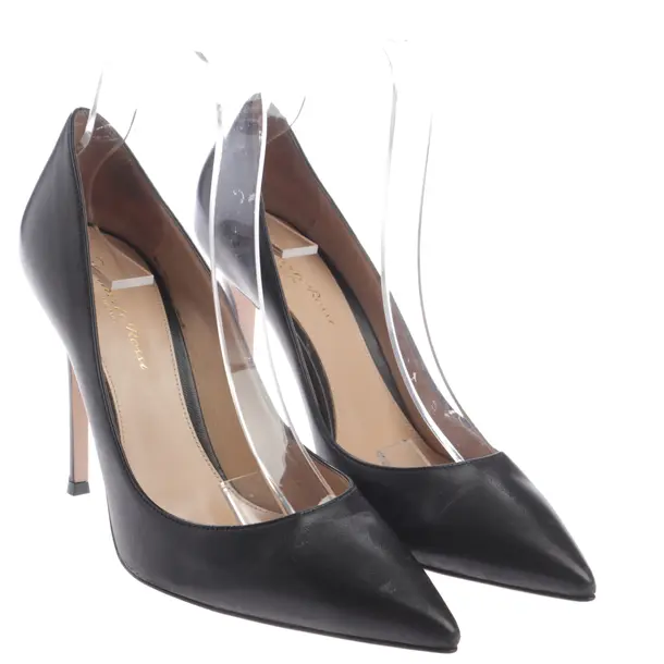 Pumps, in Black, Gianvito Rossi