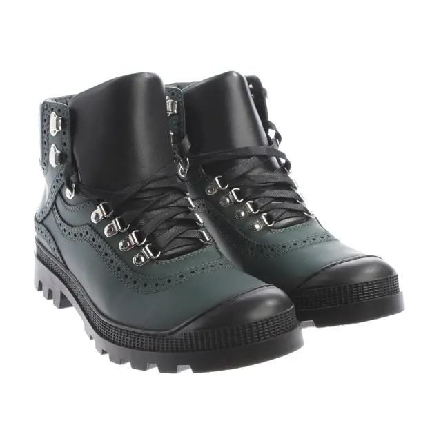 Boots, in Schwarz, Loewe