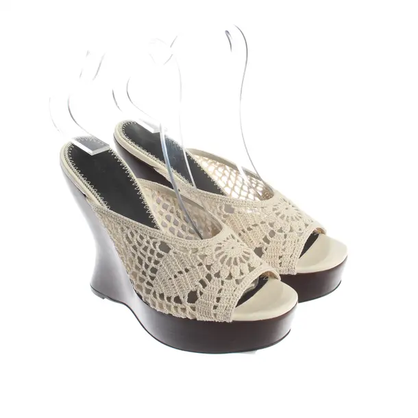 Zeppe, in Beige, Magda Butrym