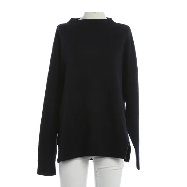 Jumper, in Navy, Wool, Closed