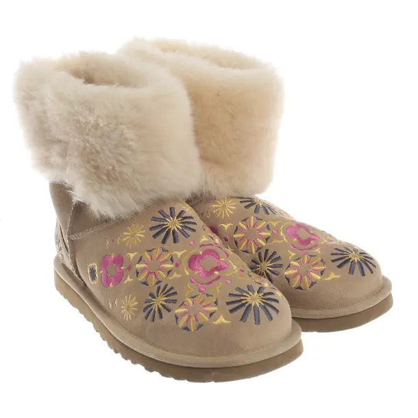 Winter Boots, in Beige, UGG Australia