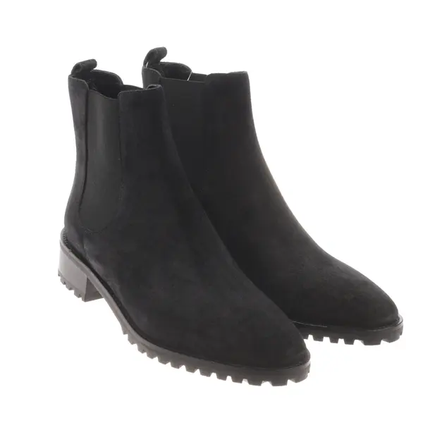 Chelsea Boots, in Black, Manolo Blahnik
