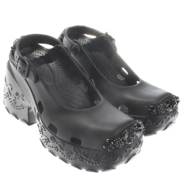 Slingbacks, in Schwarz, Simone Rocha