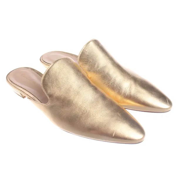 Mules, in Gold, Gianvito Rossi