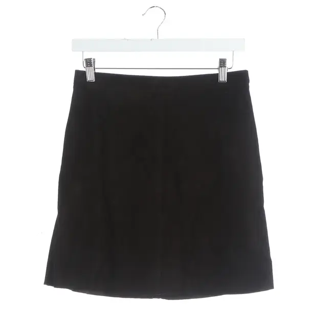 Rock, in Schwarz, Leder, Stouls