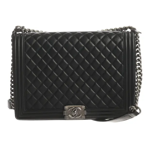 Shoulder Bag, in Black, Leather, Chanel