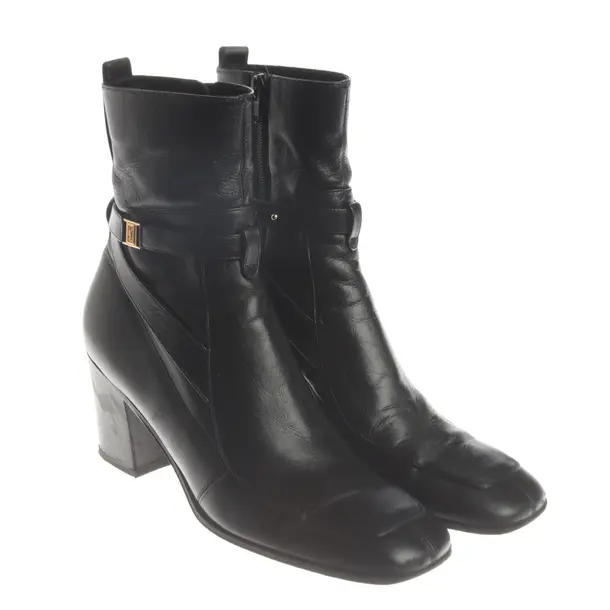 Ankle Boots, in Black, Saint Laurent