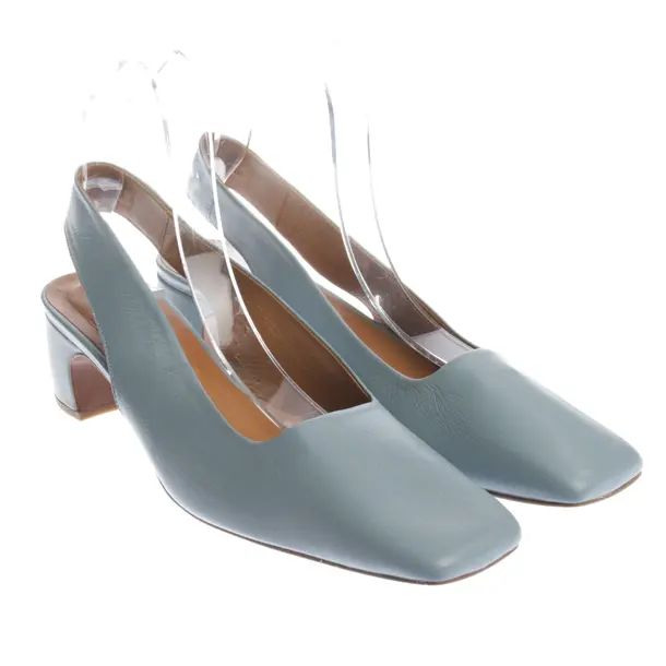 Pumps in Blau, , By Far