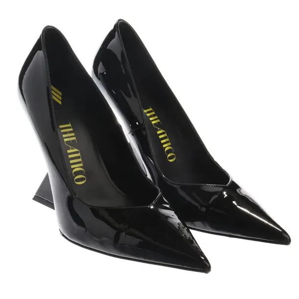 Wedges in Schwarz, , The Attico