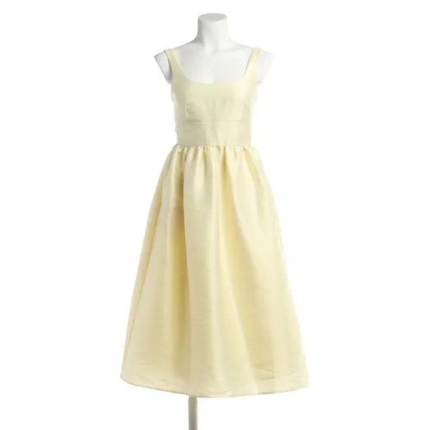 Kleid in Gelb, Polyester, self-portrait