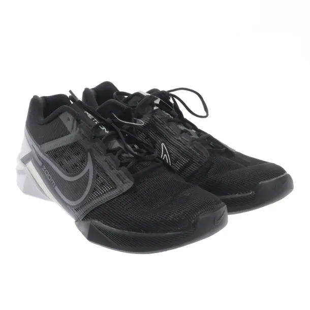 Sneakers in Black, , Nike